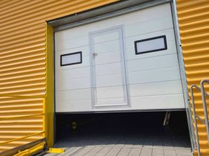 Read more about the article Industrial sectional door | High Lift | CHACHA FOOD