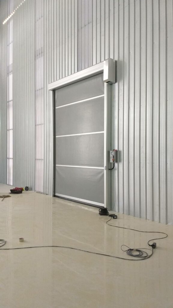 ประตูม้วนพีวีซี-1