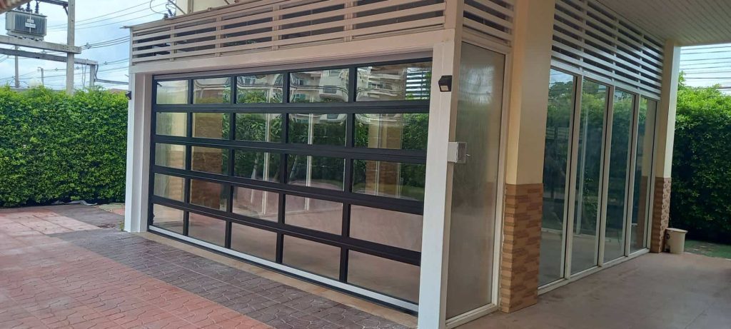 Installation photo of Garage Doors for Automotive in Bangkok by OZ DOOR (3)