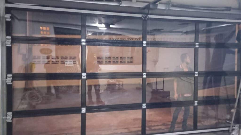 Installation photo of Garage Doors for Automotive in Chonburi by OZ DOOR (4)