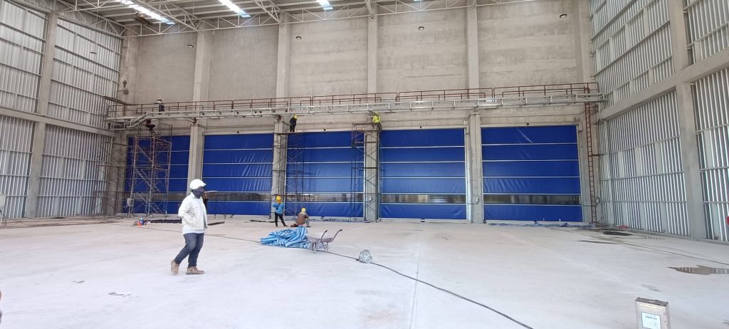 ภาพผลงานติดตั้งประตูไฮสปีด รุ่น Standard สำหรับโครงการที่อยู่อาศัยและผู้พัฒนาอสังหาริมทรัพย์ ที่หนองคาย โดย OZ DOOR (6)