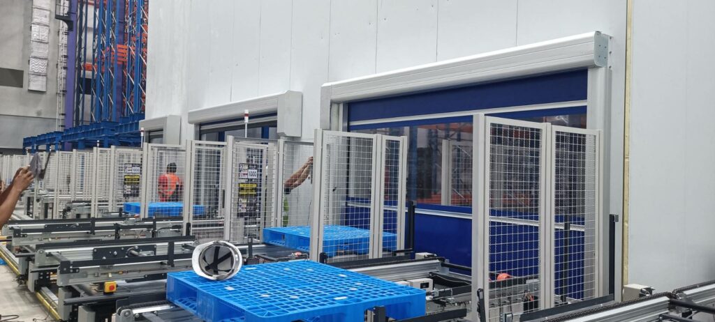 ภาพผลงานติดตั้งประตูไฮสปีด รุ่น Standard สำหรับโรงงานอุตสาหกรรม ที่ชลบุรี โดย OZ DOOR (3)