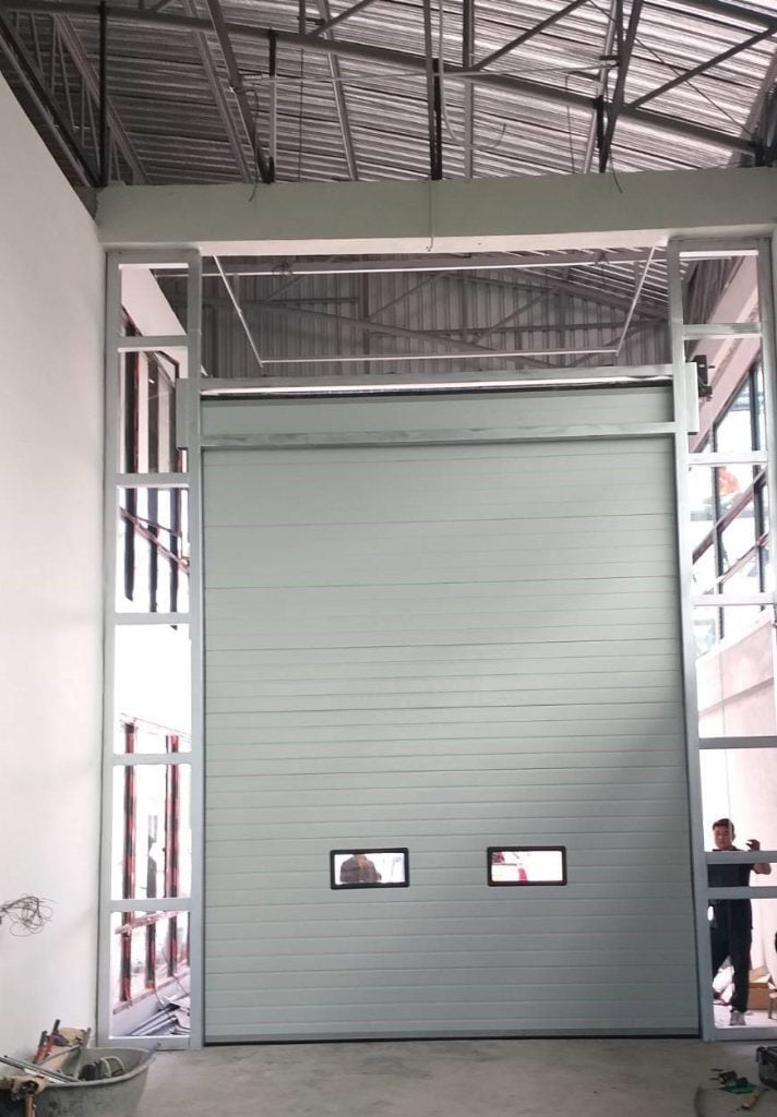 Installation photo of Industrial Doors for Food & Beverage in Chachoengsao by OZ DOOR