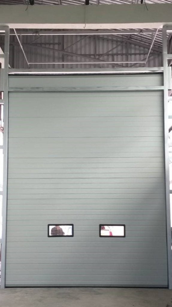 Installation photo of Industrial Doors for Food & Beverage in Chachoengsao by OZ DOOR (3)