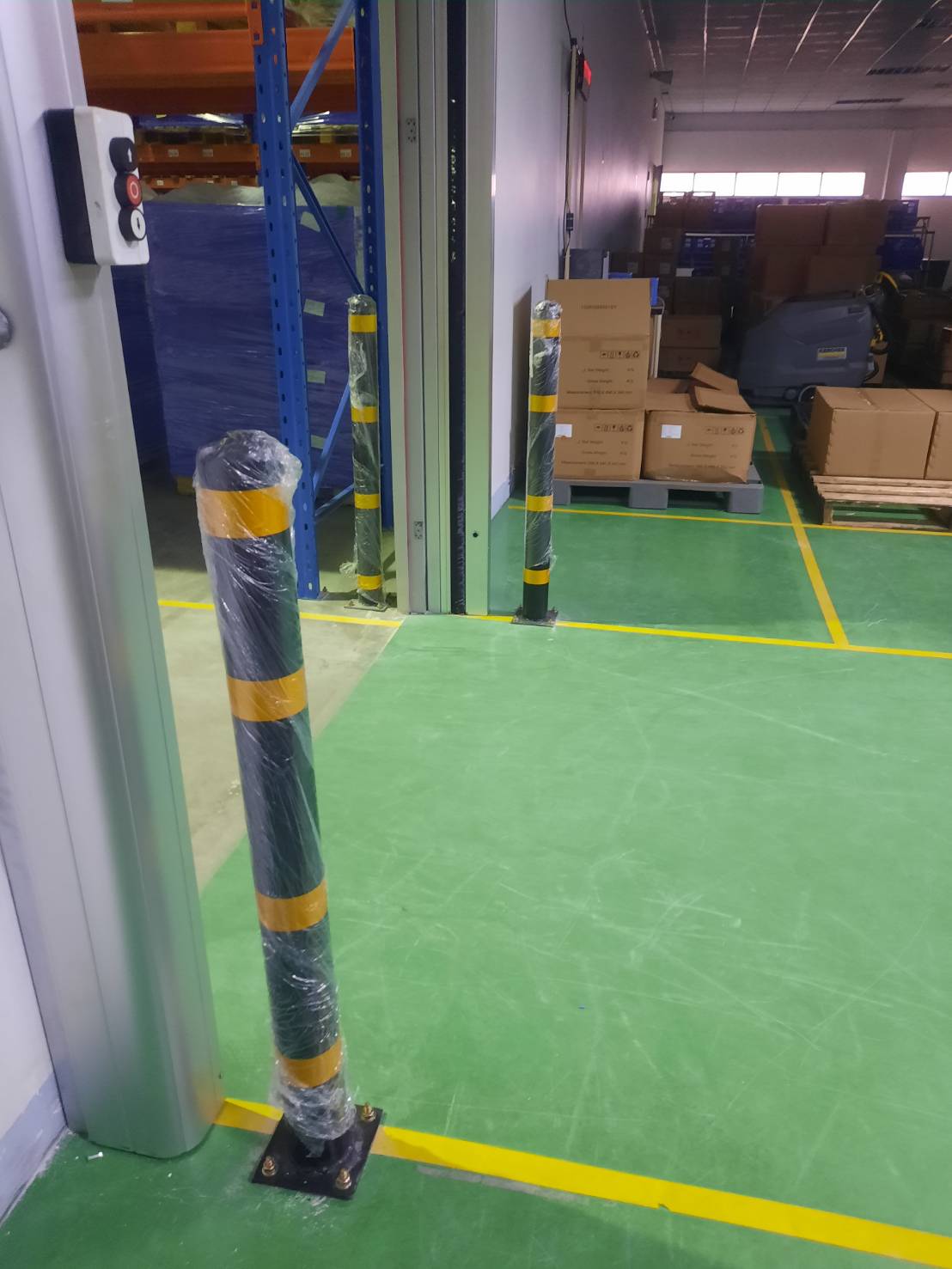 ภาพผลงานติดตั้งประตูไฮสปีด รุ่น Standard สำหรับโรงงานอุตสาหกรรม ที่ระยอง โดย OZ DOOR (3)