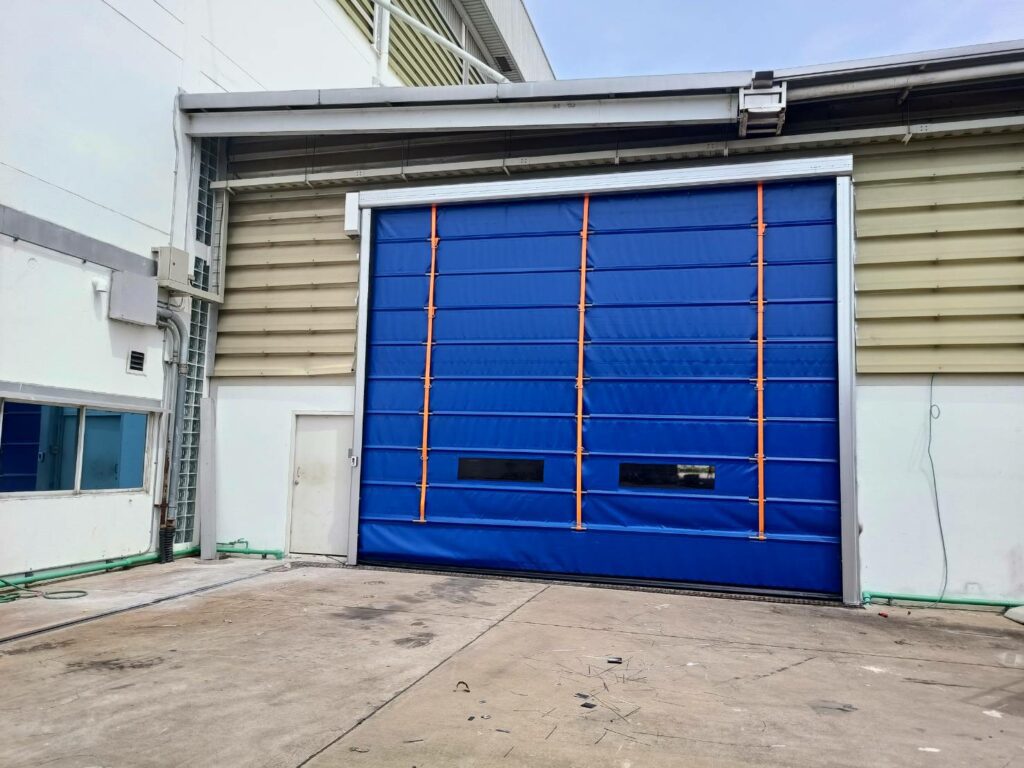 Installation photo of High Speed Doors for Manufacturing in Phra Nakhon Si Ayutthaya by OZ DOOR (2)