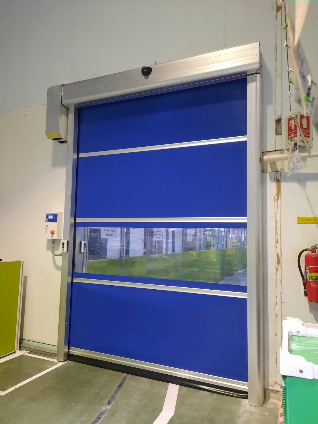 ภาพผลงานติดตั้งประตูไฮสปีด รุ่น Standard สำหรับโรงงานอุตสาหกรรม ที่ชลบุรี โดย OZ DOOR (5)