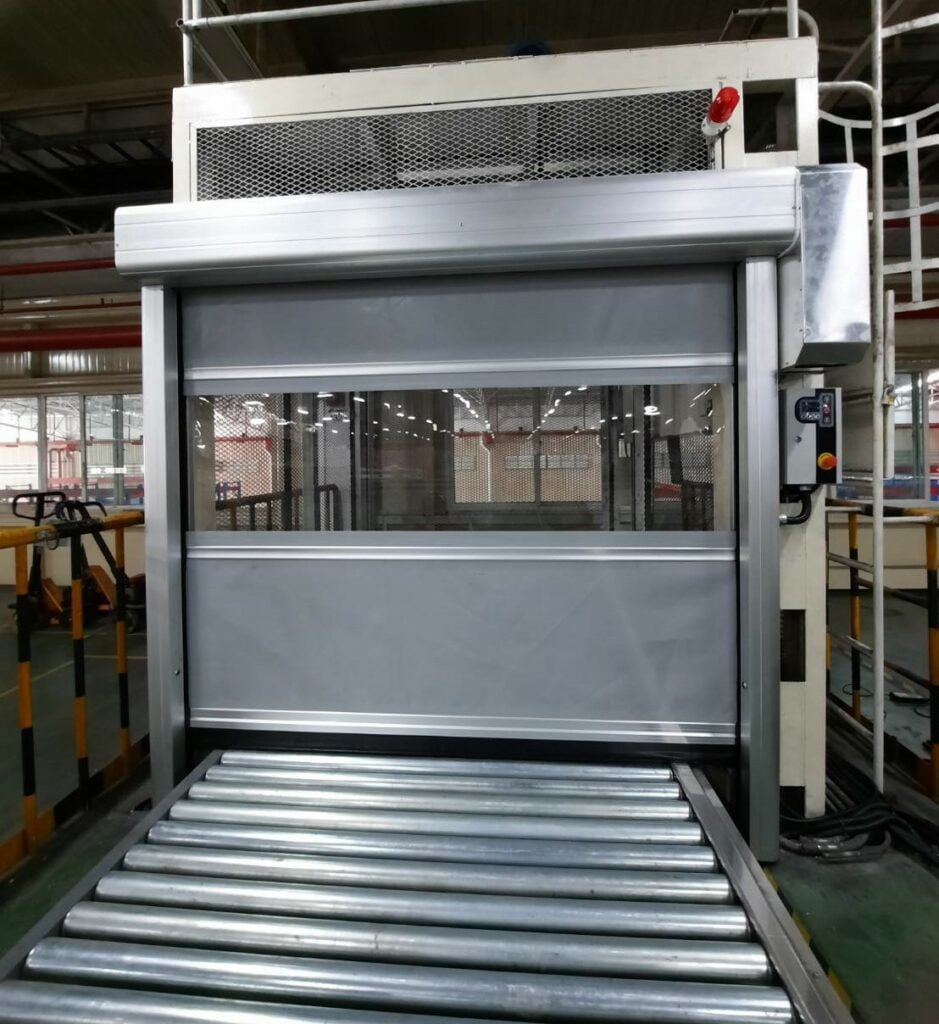 ภาพผลงานติดตั้งประตูไฮสปีด รุ่น Standard สำหรับโรงงานอุตสาหกรรม ที่ระยอง โดย OZ DOOR (5)