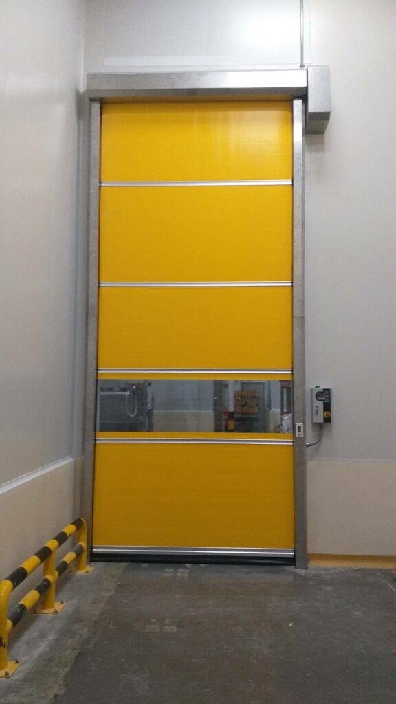 ภาพผลงานติดตั้งประตูไฮสปีด รุ่น Standard สำหรับโรงงานอุตสาหกรรม ที่สมุทรปราการ โดย OZ DOOR (3)