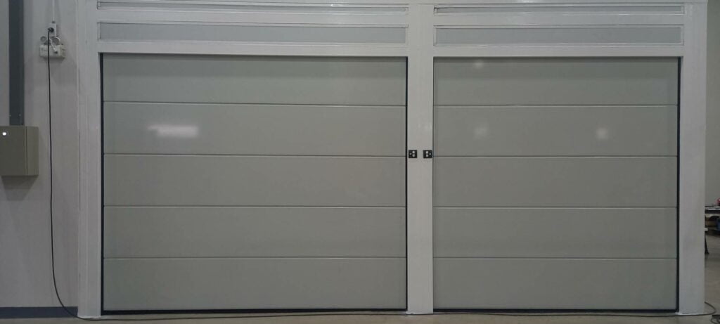 Installation photo of Garage Doors for Single House in Chachoengsao by OZ DOOR (2)