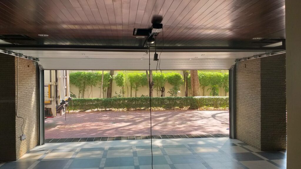 Installation photo of Garage Doors for Single House in Chiang Mai by OZ DOOR (6)