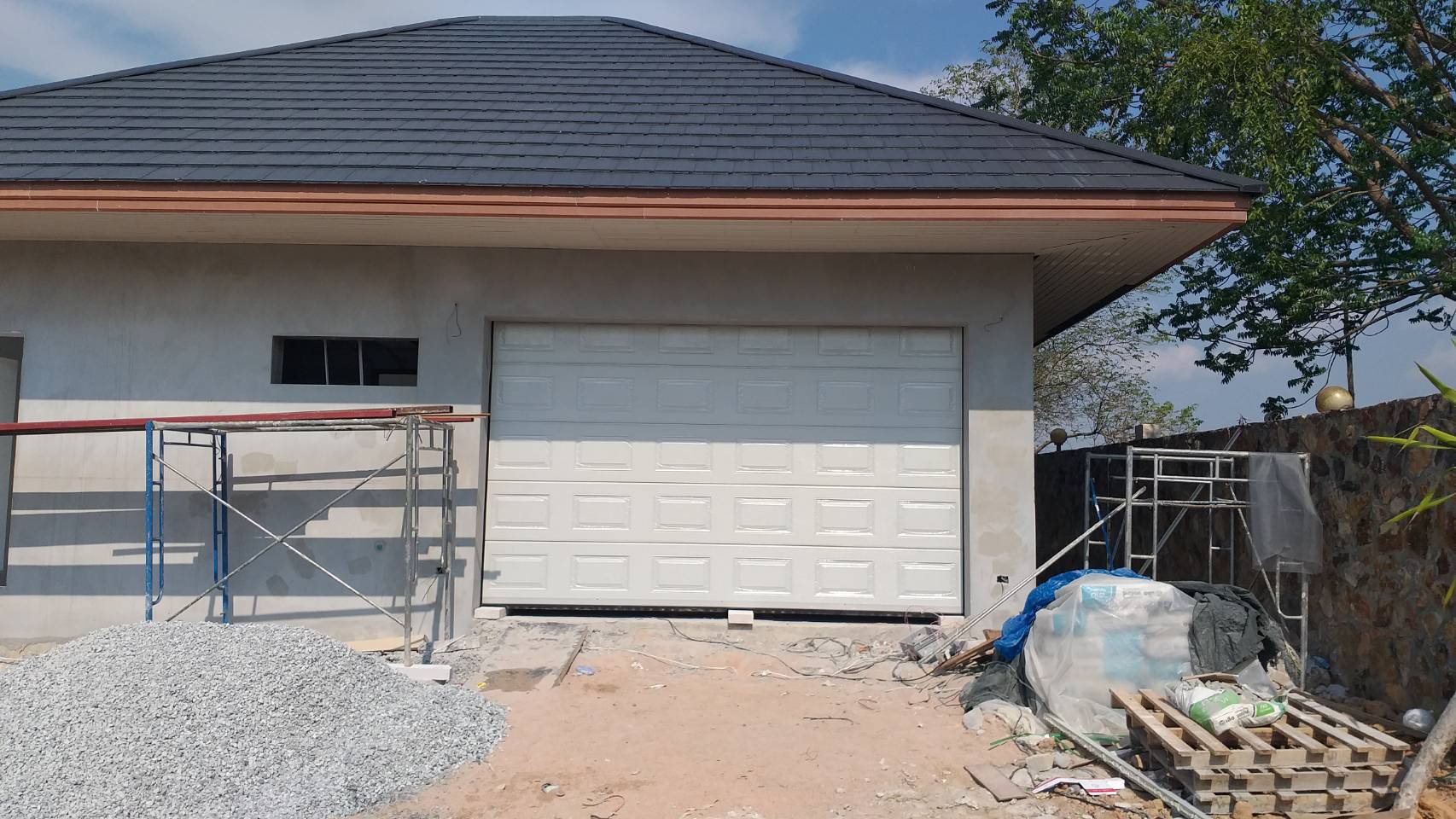 ประตูโรงรถแบบคลาสสิก