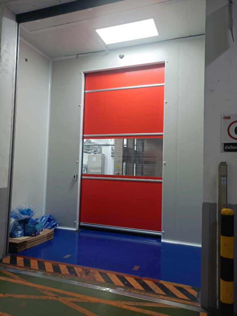 ประตูม้วนผ้าใบ PVC