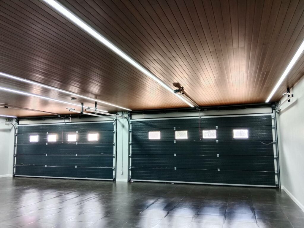 Installation photo of Garage Doors for Single House in Bangkok by OZ DOOR (10)