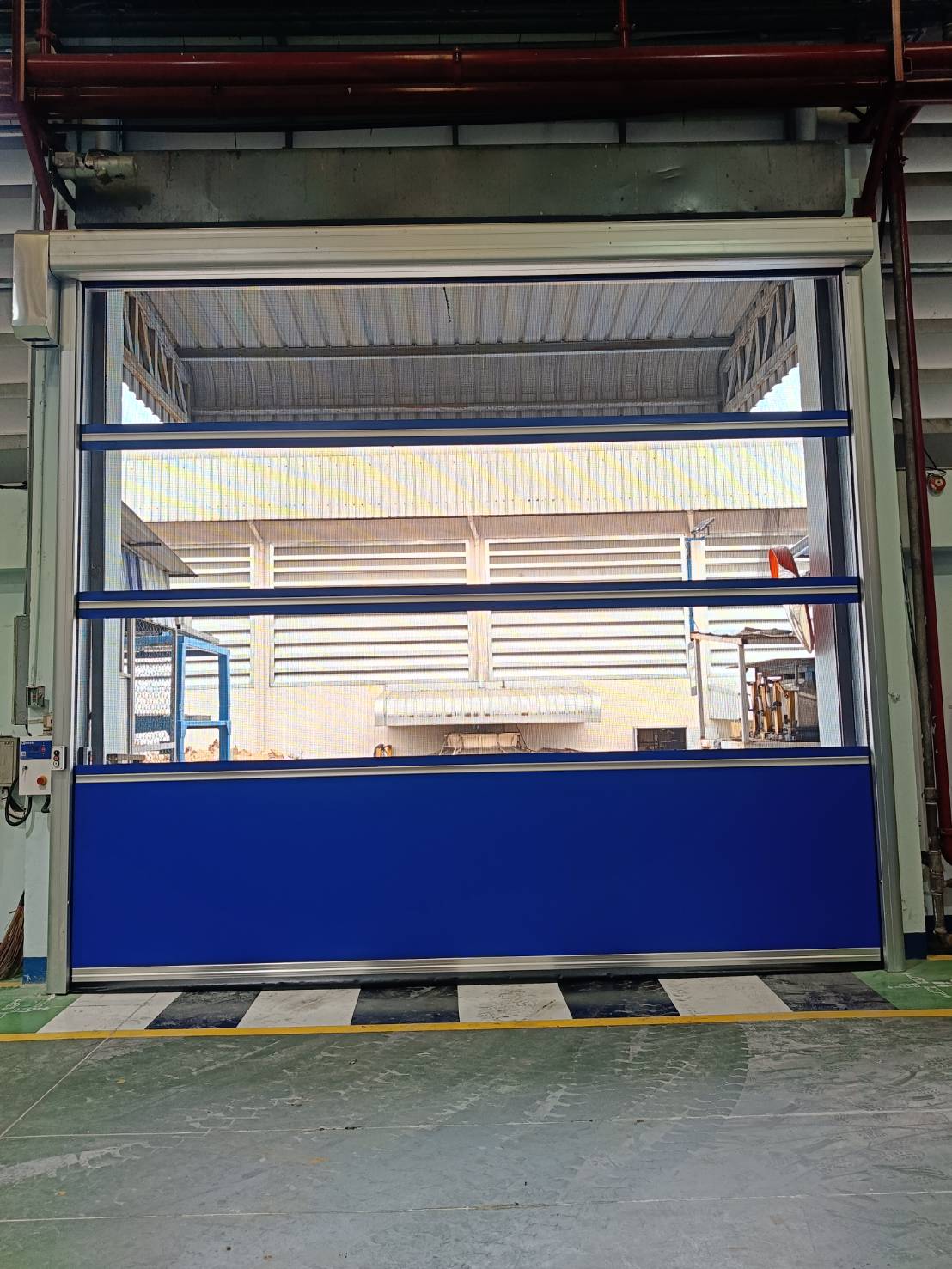 Installation photo of High Speed Doors for Manufacturing in Chonburi by OZ DOOR (2)