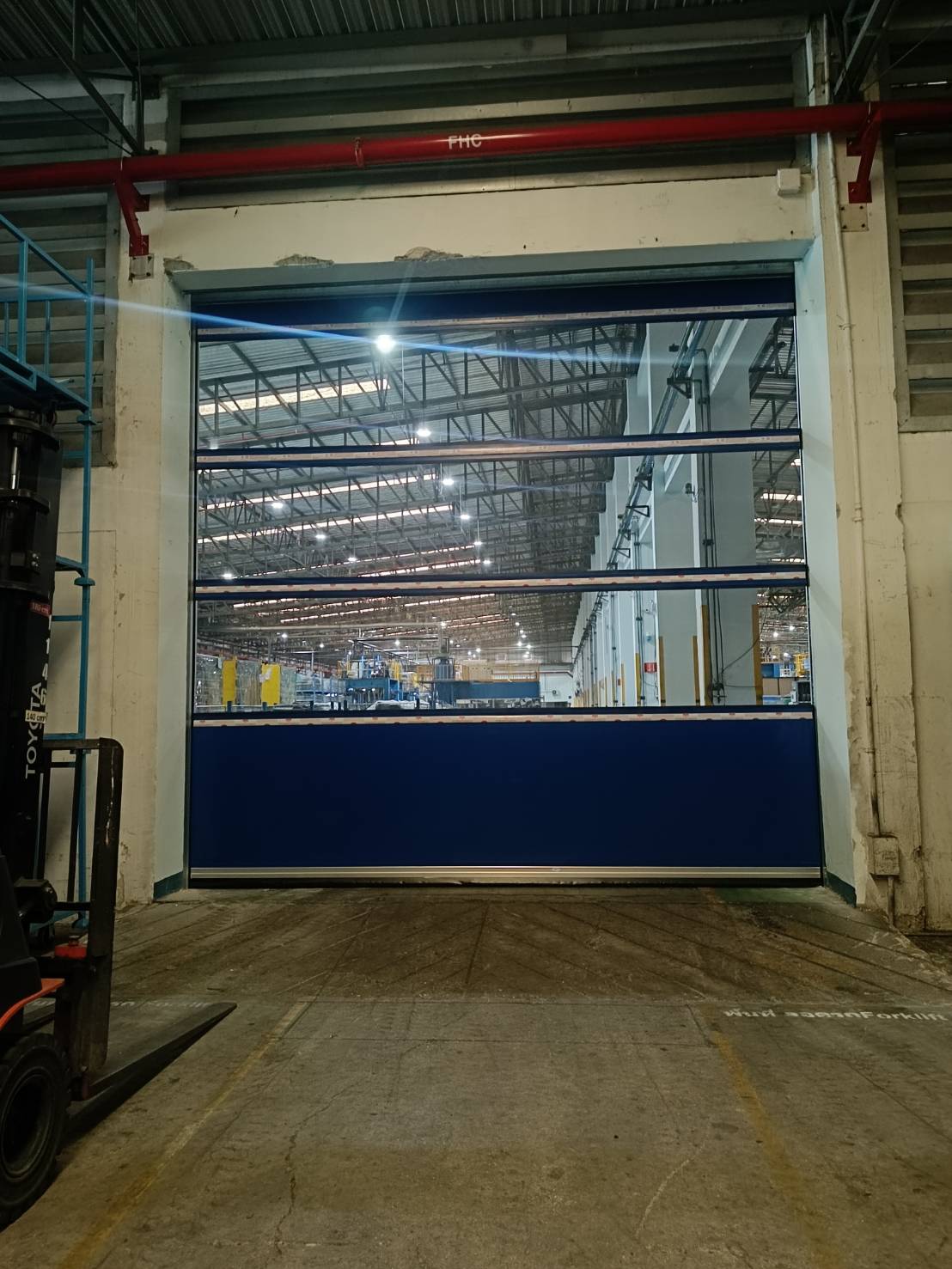 Installation photo of High Speed Doors for Manufacturing in Chonburi by OZ DOOR (6)