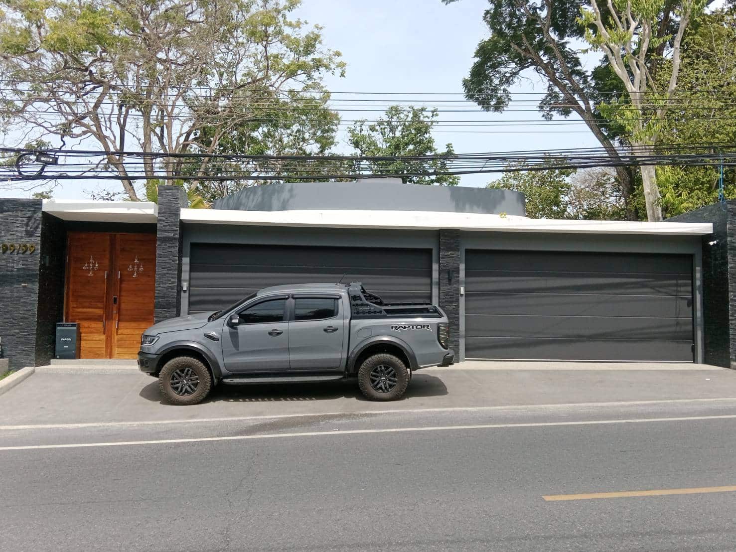 Installation photo of Garage Doors for Single House in Surat Thani by OZ DOOR