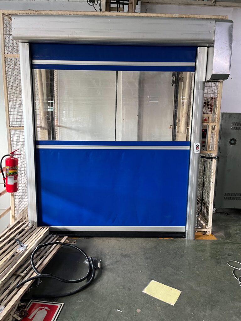 High speed door interlock with cargo lift