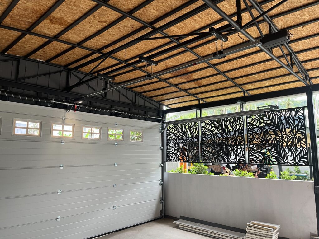 Installation photo of Garage Doors for Manufacturing in Surat Thani by OZ DOOR (3)
