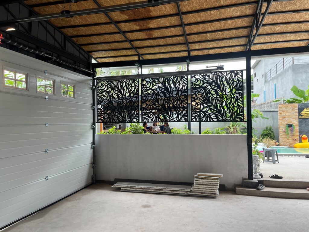 Installation photo of Garage Doors for Manufacturing in Surat Thani by OZ DOOR (6)