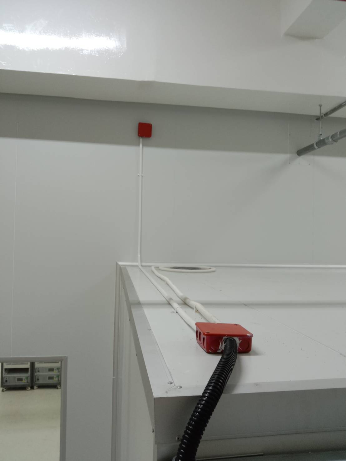 ภาพผลงานติดตั้งประตูไฮสปีด รุ่น Standard สำหรับอาหารและเครื่องดื่ม ที่สมุทรปราการ โดย OZ DOOR