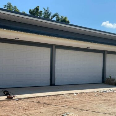 ประตูโรงรถ| Garage Door| ขาวลูกฟัก