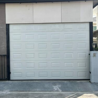 ประตูโรงรถ|Garage Door|สีขาวลูกฟัก