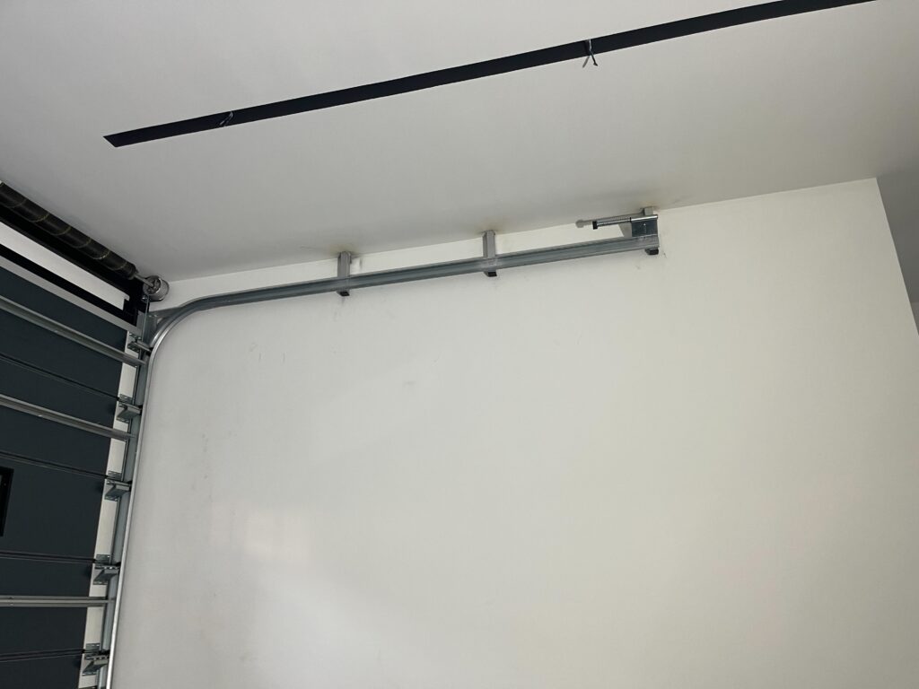 Installation photo of Garage Doors for Housing Estate / Developer in Samut Prakan by OZ DOOR (6)