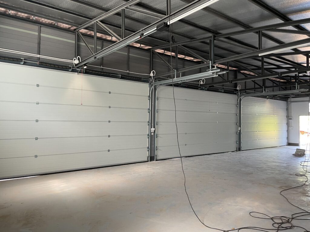 Installation photo of Garage Doors for Residential Projects in Bangkok by OZ DOOR (4)