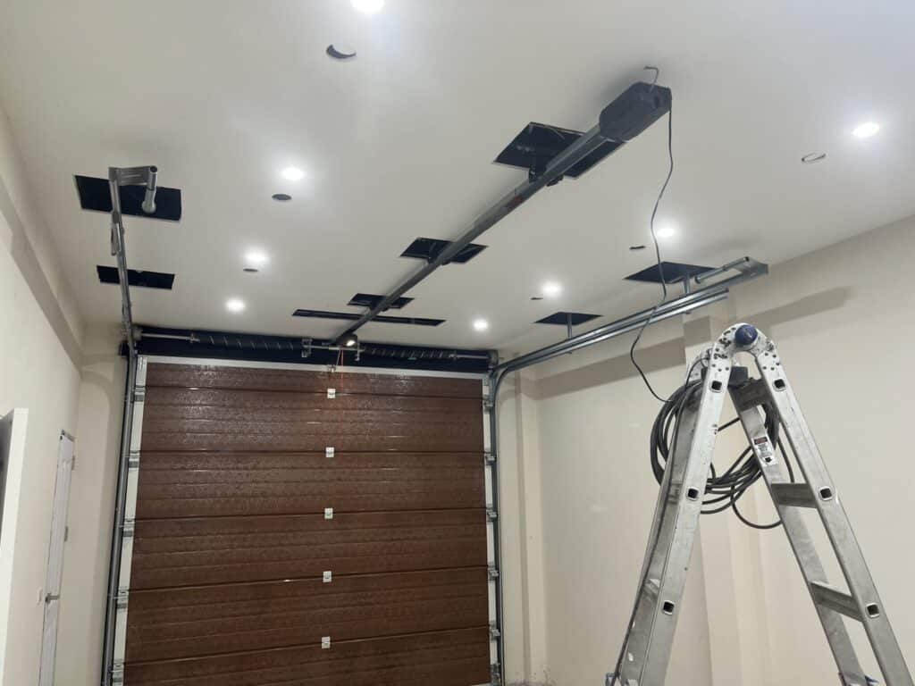 Installation photo of Garage Doors for Residential Projects in Nonthaburi by OZ DOOR (4)
