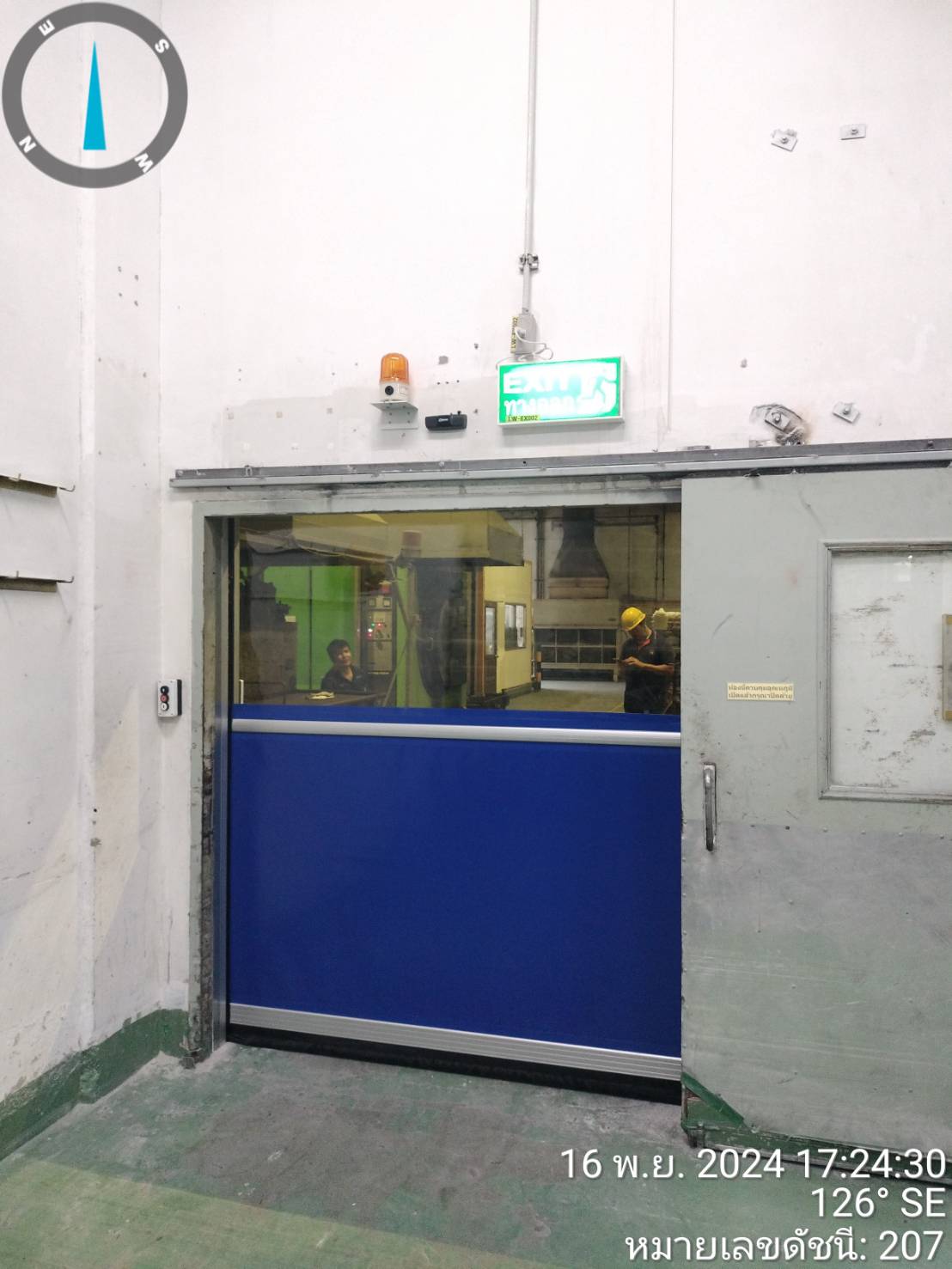 ภาพผลงานติดตั้งประตูไฮสปีด รุ่น Standard สำหรับอาหารและเครื่องดื่ม ที่สมุทรปราการ โดย OZ DOOR