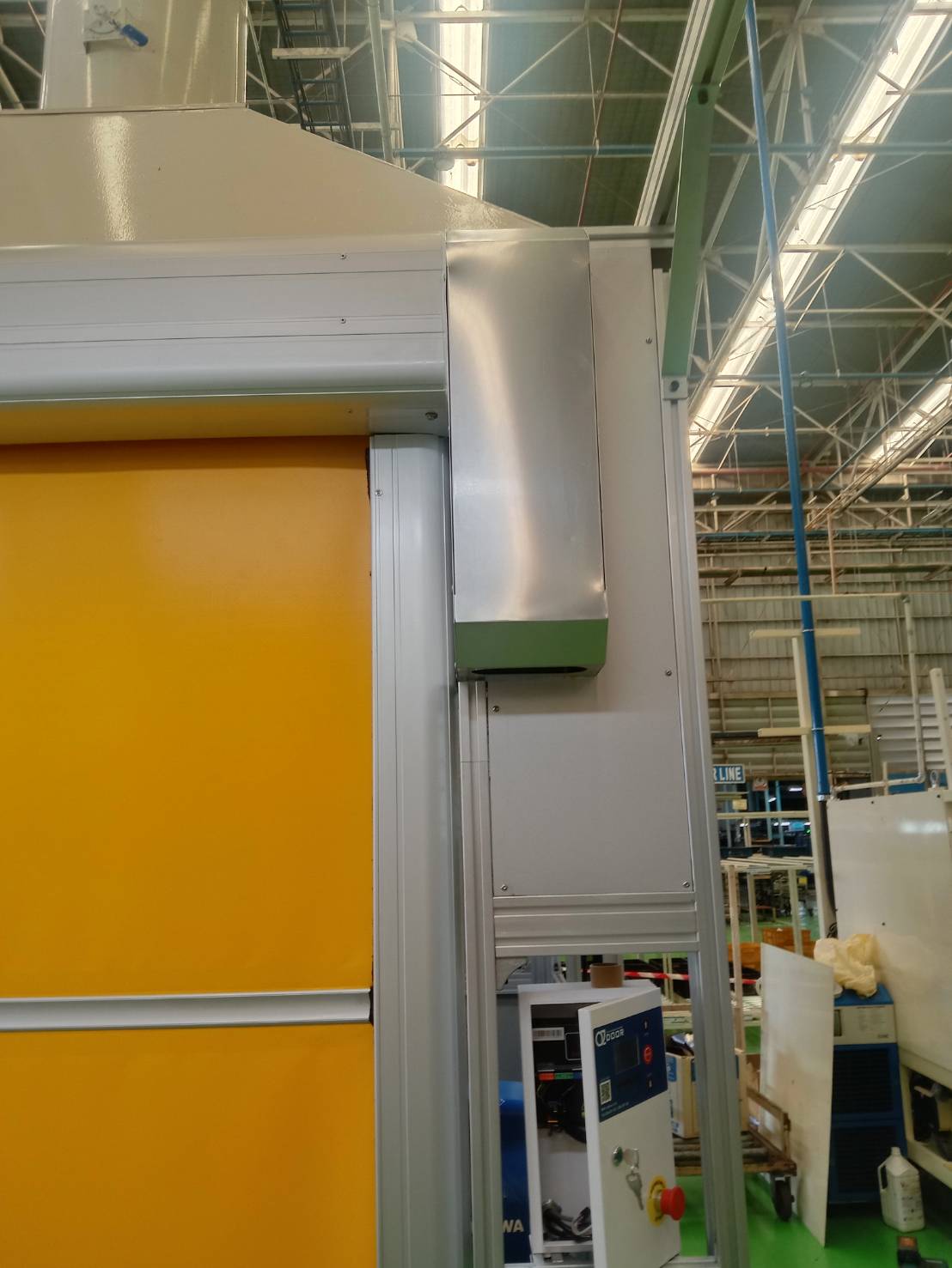 Installation photo of High Speed Doors for Manufacturing in Nakhon Pathom by OZ DOOR (3)