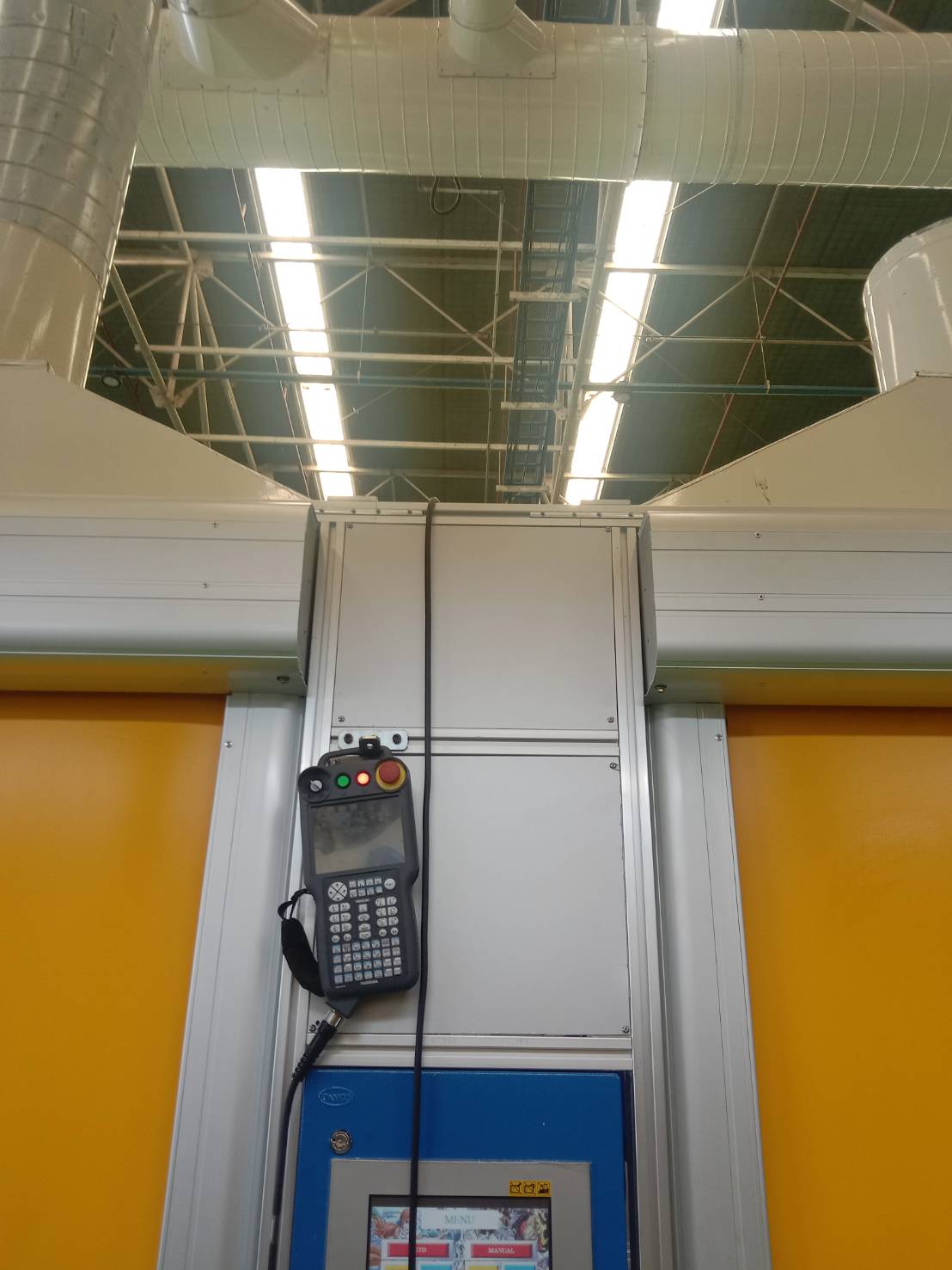 Installation photo of High Speed Doors for Manufacturing in Nakhon Pathom by OZ DOOR (4)