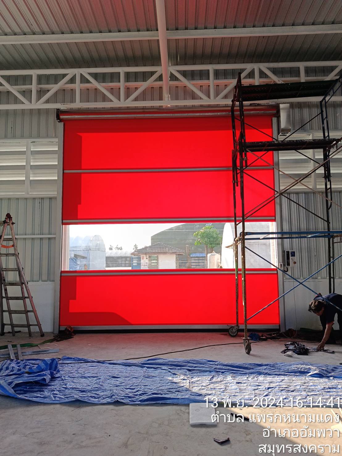 ภาพผลงานติดตั้งประตูไฮสปีด รุ่น Standard สำหรับโรงงานอุตสาหกรรม ที่สมุทรสาคร โดย OZ DOOR (3)