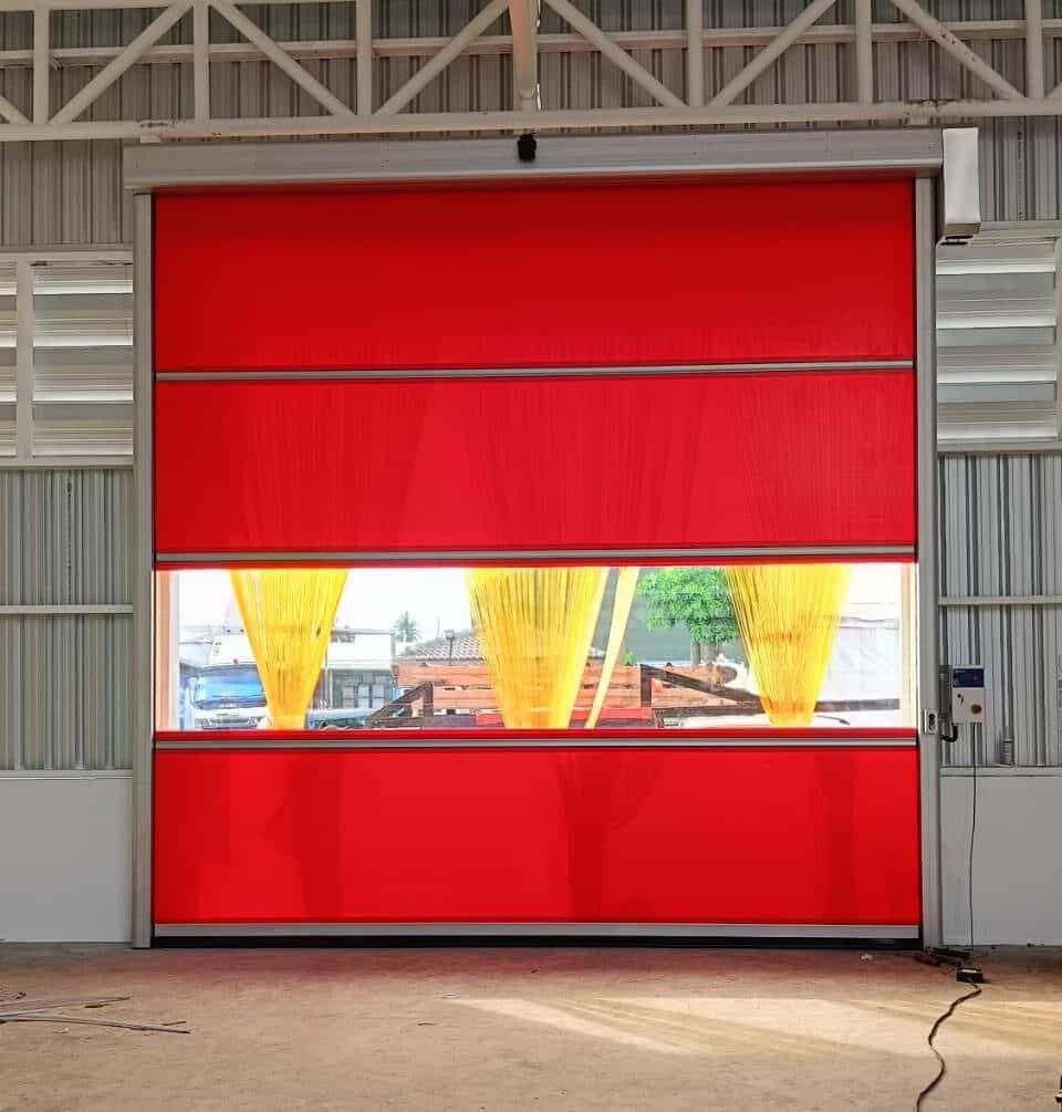 ภาพผลงานติดตั้งHigh speed door สำหรับโรงงานอุตสาหกรรม ที่สมุทรสาคร โดย OZ DOOR