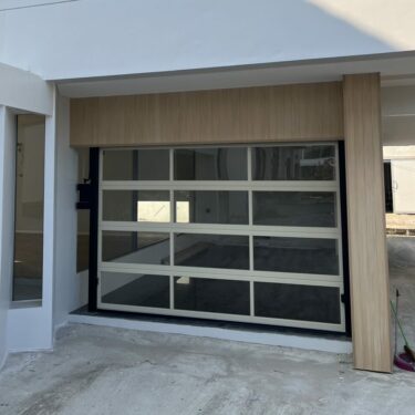 ประตูโรงรถ|Garage Door|Full view