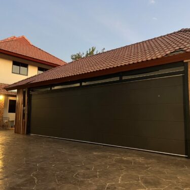 ประตูโรงรถ|Garage door|ปราจีนบุรี