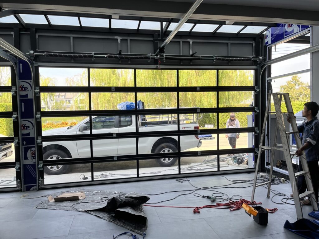 Installation photo of Garage Doors for Single House in Nonthaburi by OZ DOOR (5)