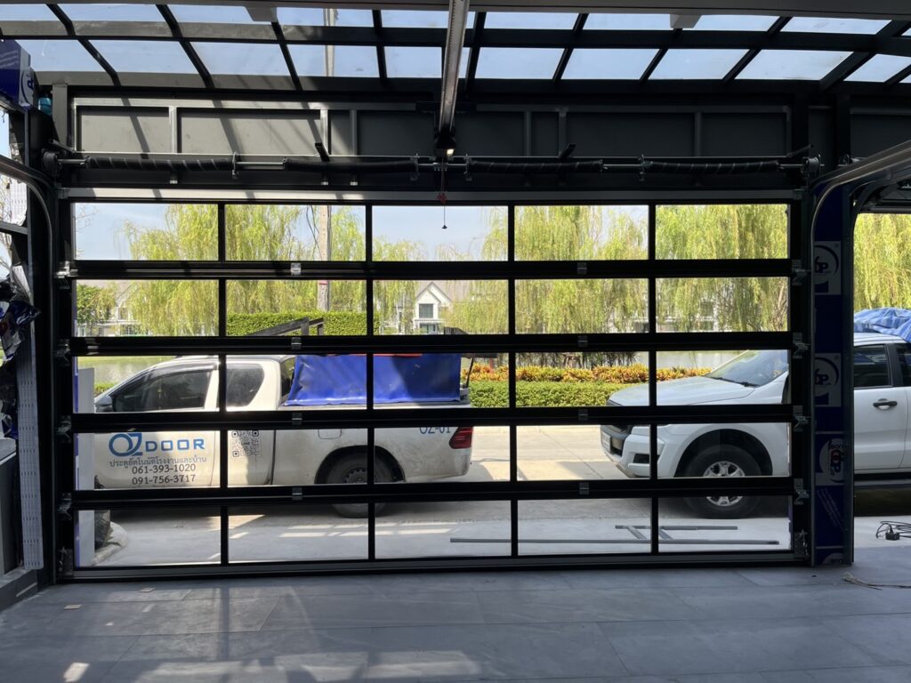 Installation photo of Garage Doors for Single House in Nonthaburi by OZ DOOR (6)