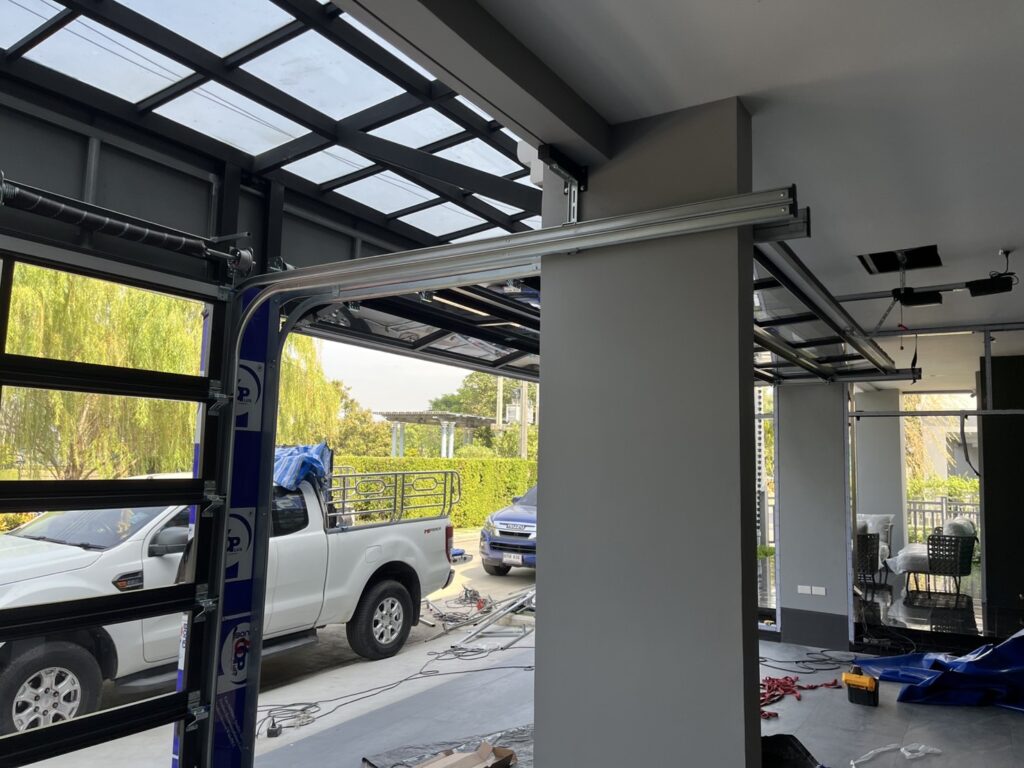 Installation photo of Garage Doors for Single House in Nonthaburi by OZ DOOR (7)
