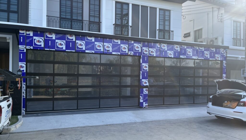 Installation photo of Garage Doors for Single House in Nonthaburi by OZ DOOR