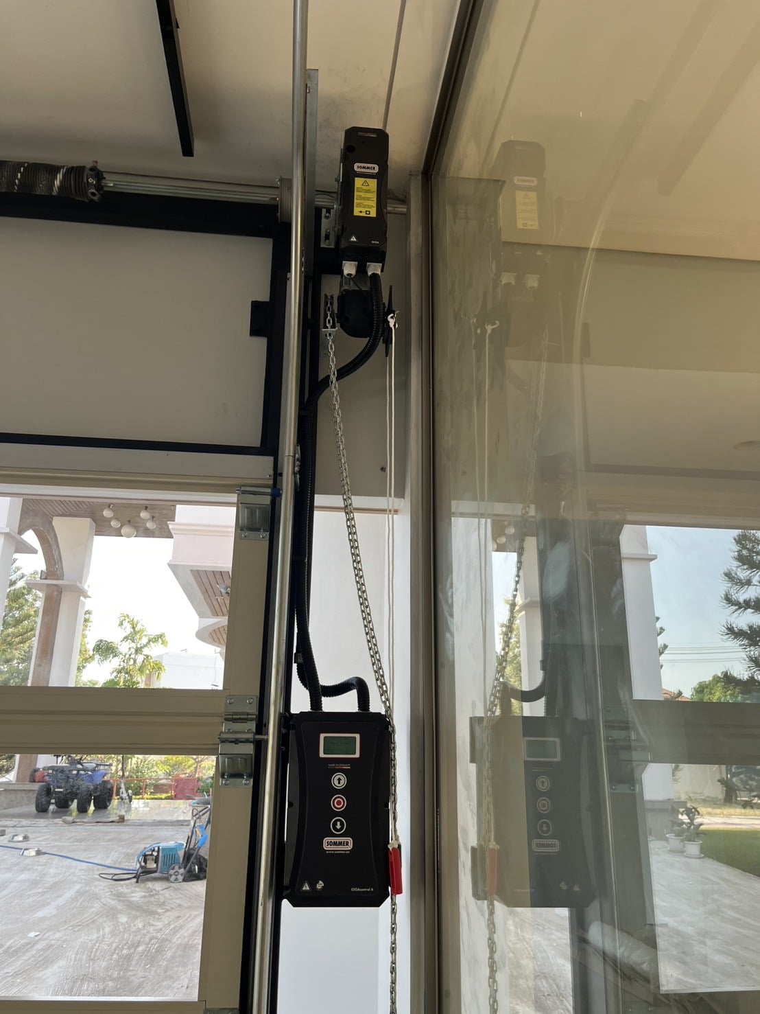 Installation photo of Garage Doors for Single House in Pathum Thani by OZ DOOR (6)