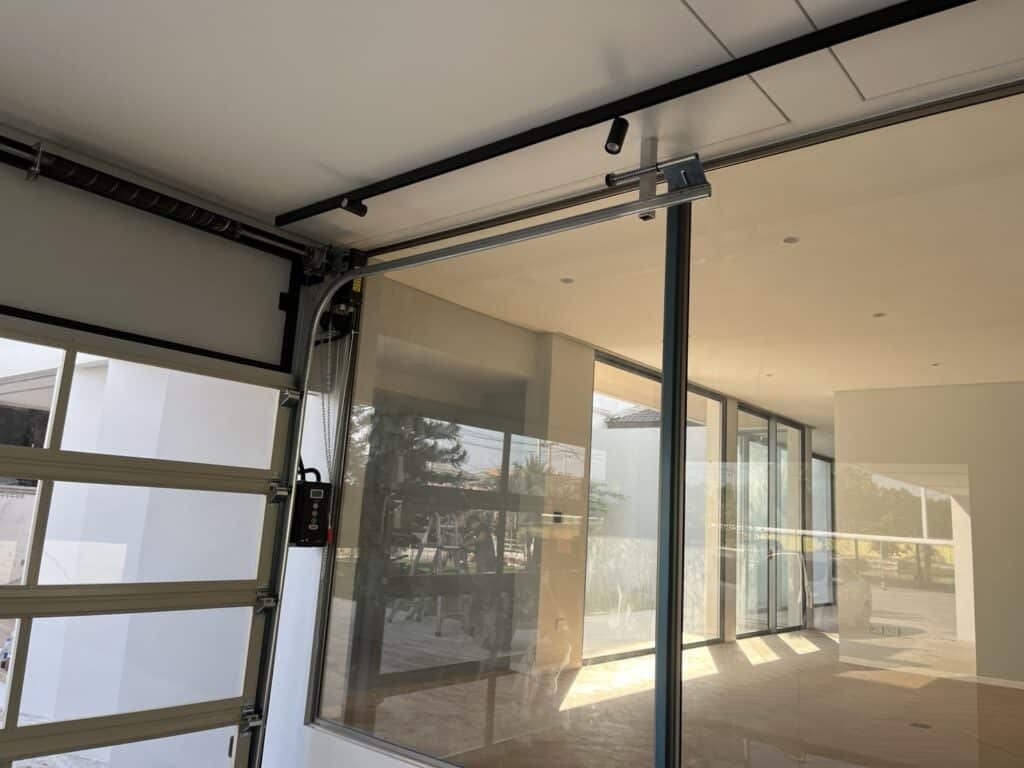 Installation photo of Garage Doors for Single House in Pathum Thani by OZ DOOR (8)