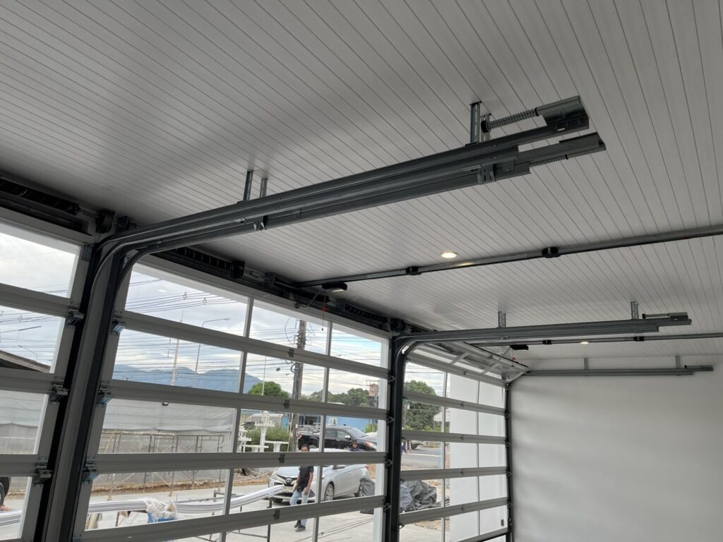 Installation photo of Garage Doors for Residential Projects in Bangkok by OZ DOOR (6)