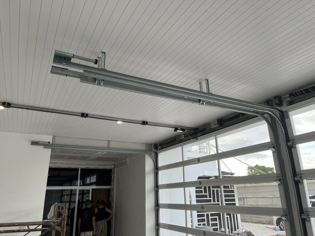 Installation photo of Garage Doors for Residential Projects in Bangkok by OZ DOOR (7)