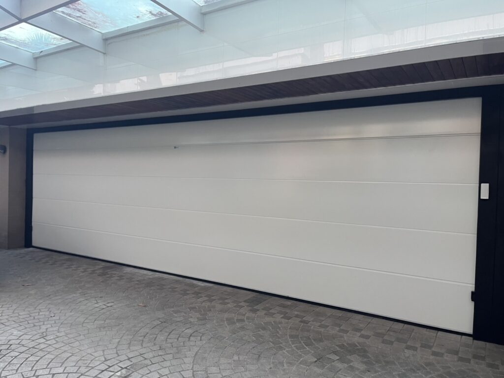 Installation photo of Garage Doors for Single House in Chiang Mai by OZ DOOR (2)