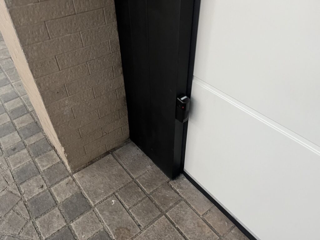 Installation photo of Garage Doors for Single House in Chiang Mai by OZ DOOR (12)