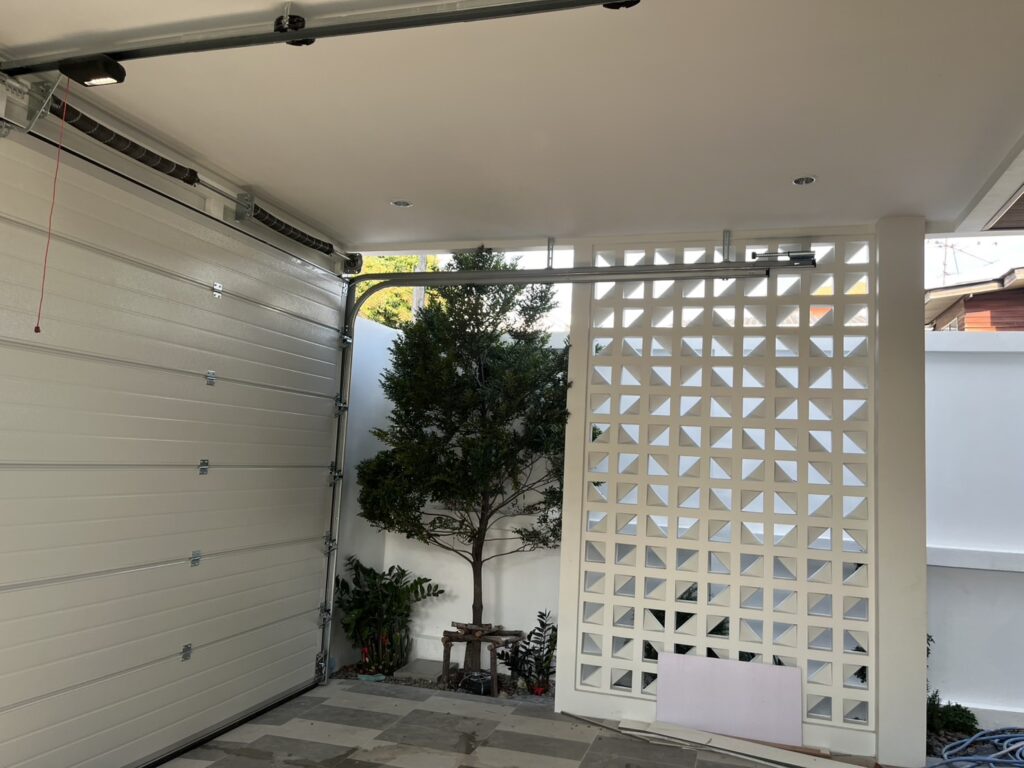 Installation photo of Garage Doors for Residential Projects in Bangkok by OZ DOOR (5)