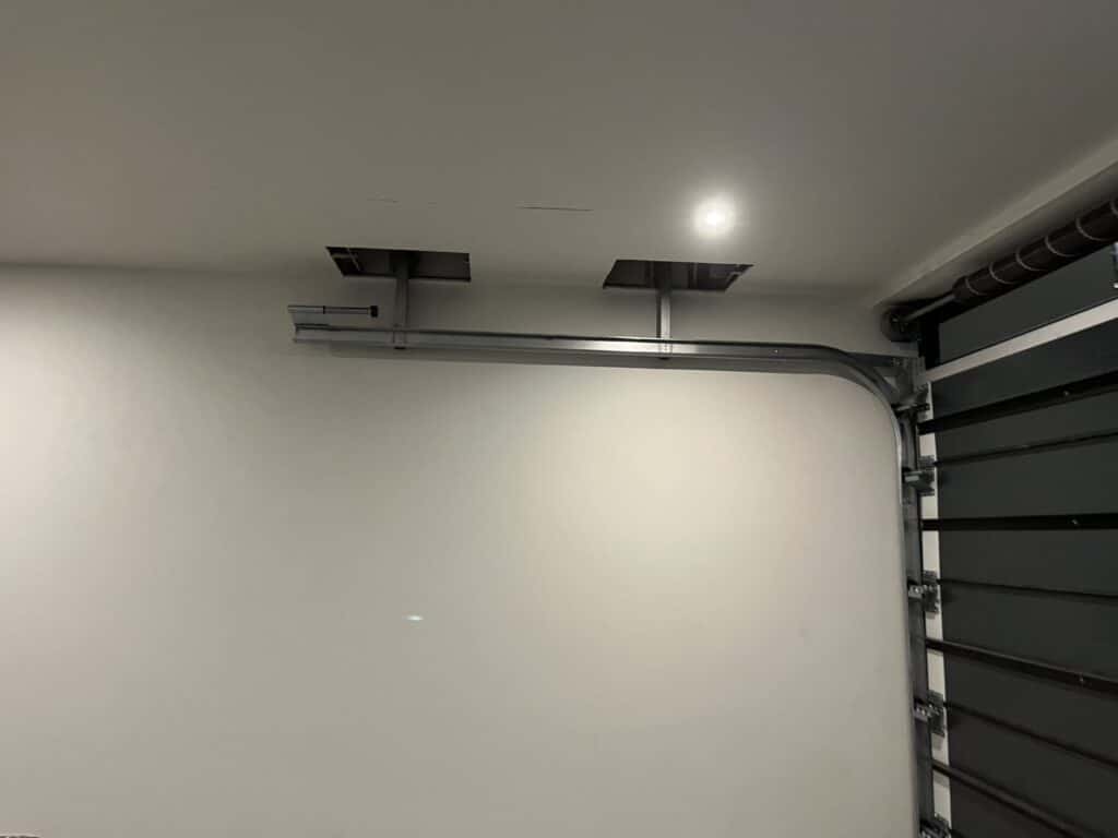 Installation photo of Garage Doors for Single House in Chiang Mai by OZ DOOR (12)