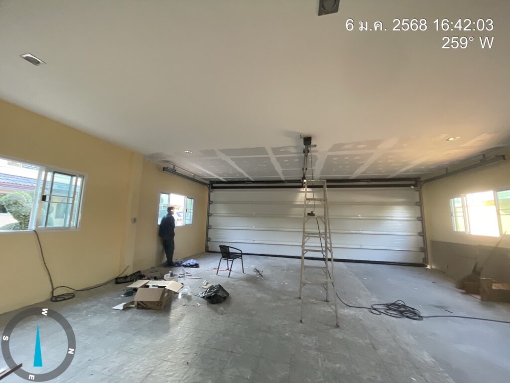 Installation photo of Garage Doors for Residential Projects in Chonburi by OZ DOOR (5)